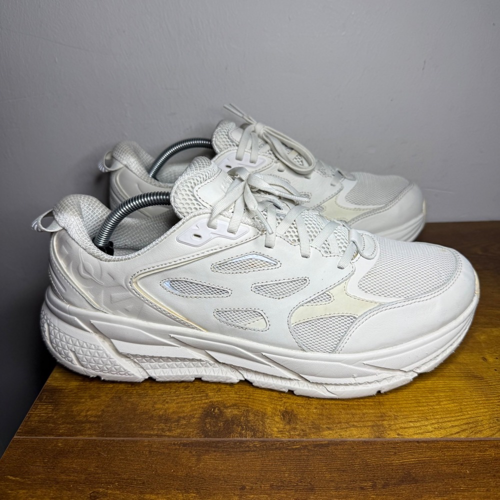Hoka One One Clifton L Shoes Men's Size 11.5 Tofu White Leather Sneakers 1117050